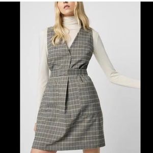 French Connection Amati Gray and Pink
Plaid Check Jumper Dress
